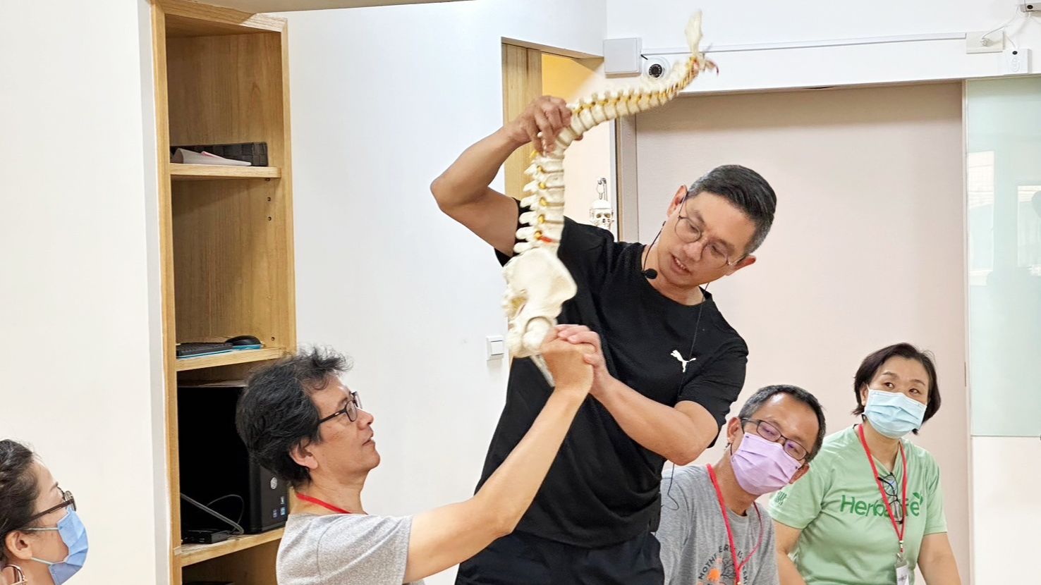 身體智慧,脊椎保健,筋膜力學,鄭雲龍,2025,世界脊椎日,投資你的脊椎