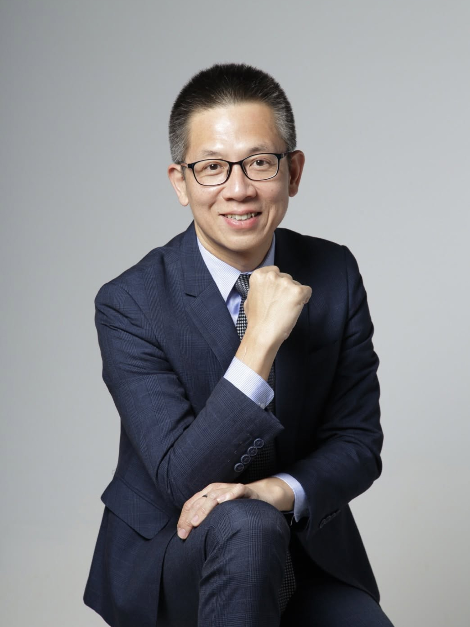 郝旭烈
